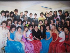 学化妆择校避坑指南:这 4 条建议让你不走弯路