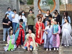 广西有影视化妆学校吗