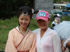 化妆师职业选择:自由妆 vs 剧组妆,选对少走弯路