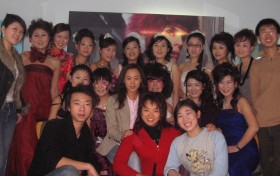 男生学影视化妆，真的一点都不奇怪