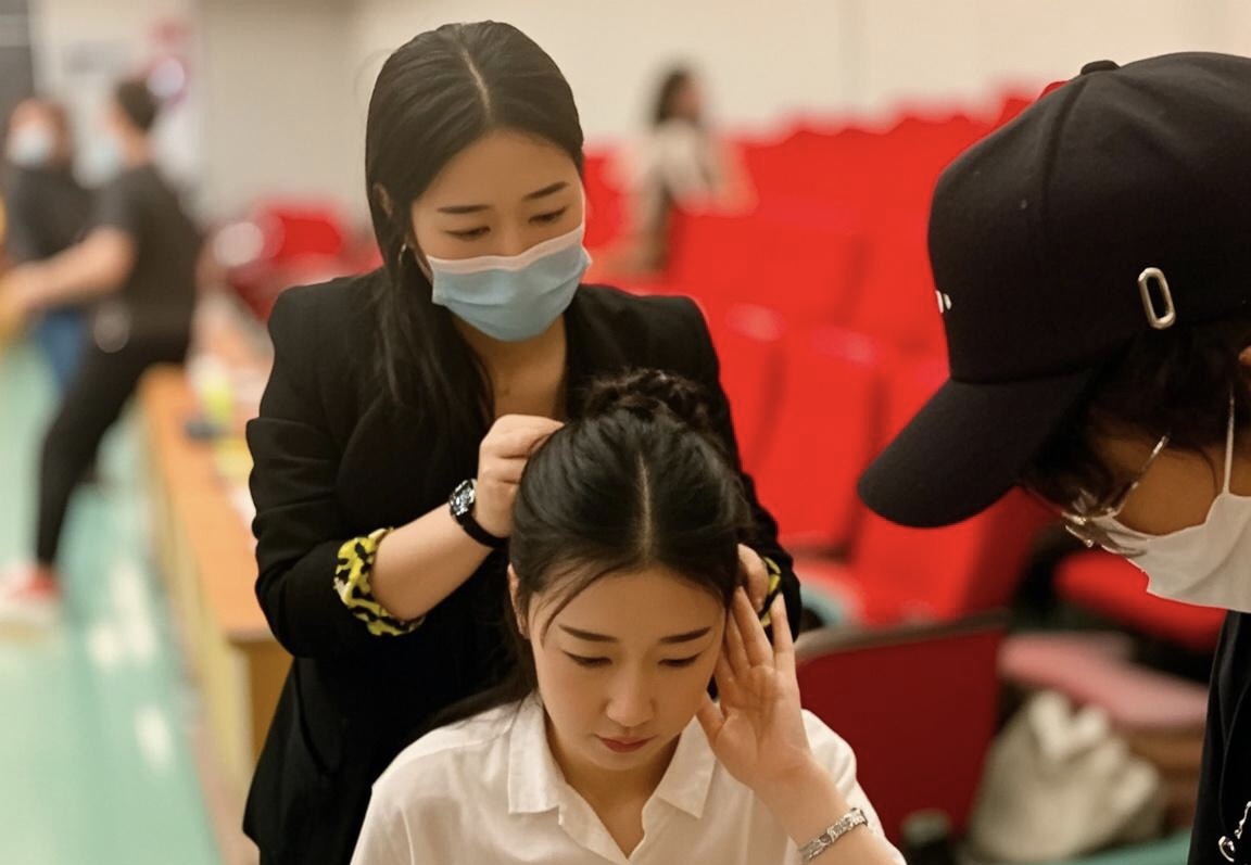 真人案例：学完影视化妆培训，我用 1 年时间从助理做到主化，附学习攻略