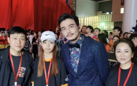 影视化妆行业的工作强度如何？比如跟组化妆是否需要经常加班或出差