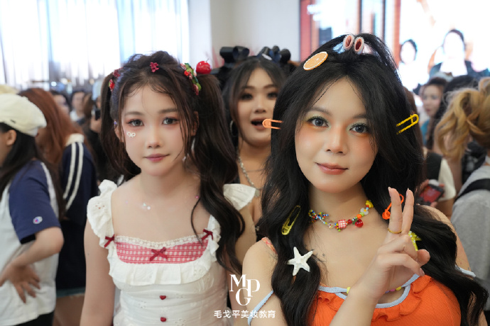 839748ably1i445t4lhmyj21e00xctqi