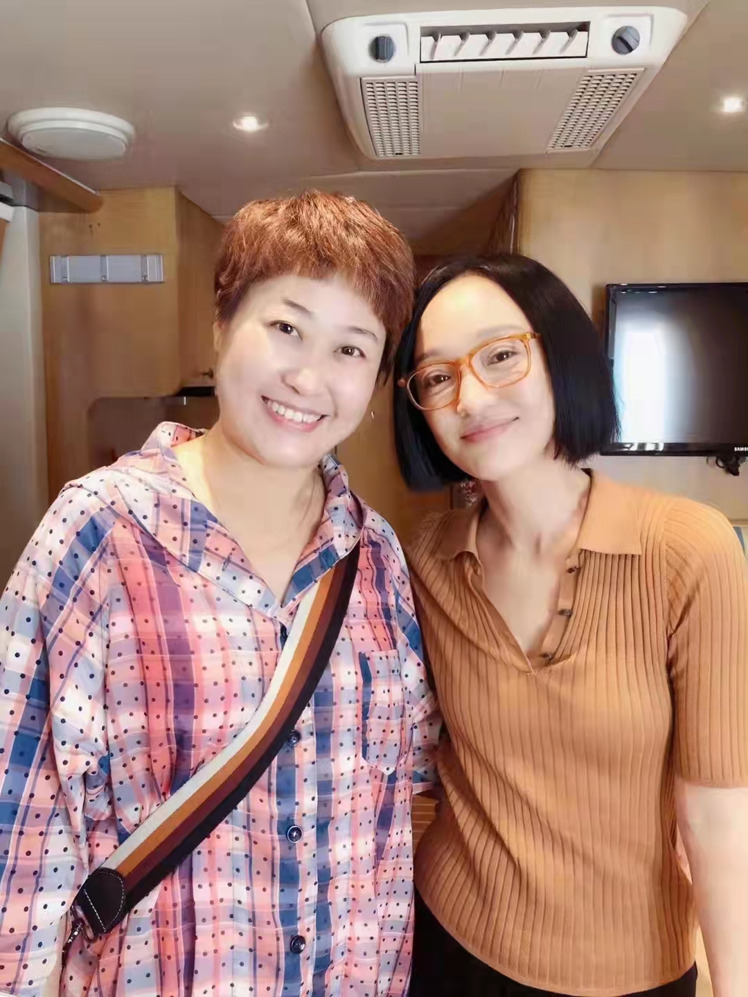 学影视化妆：工具得自己买吗？初期要花多少钱