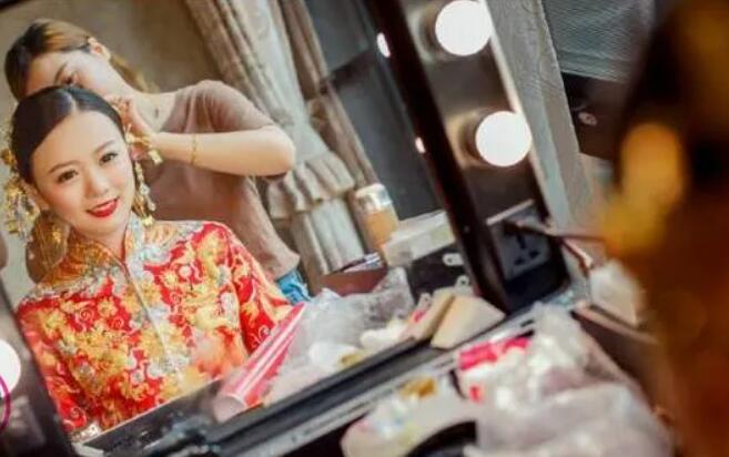 在北京哪个学校学习将来可以进剧组