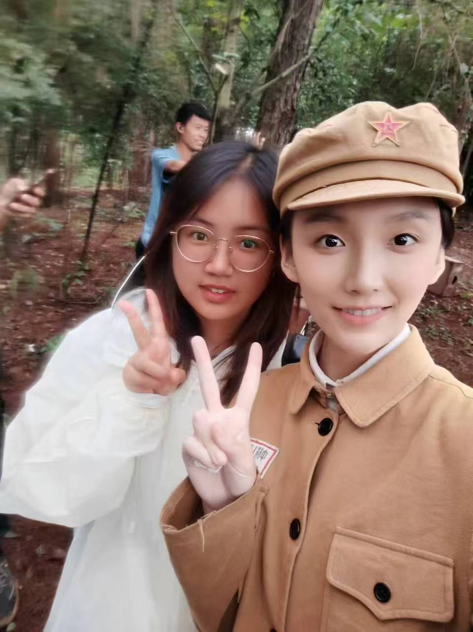 0 基础学影视化妆：现在学一年后正式参加工作，这门 “高薪资技术” 现在学还不晚