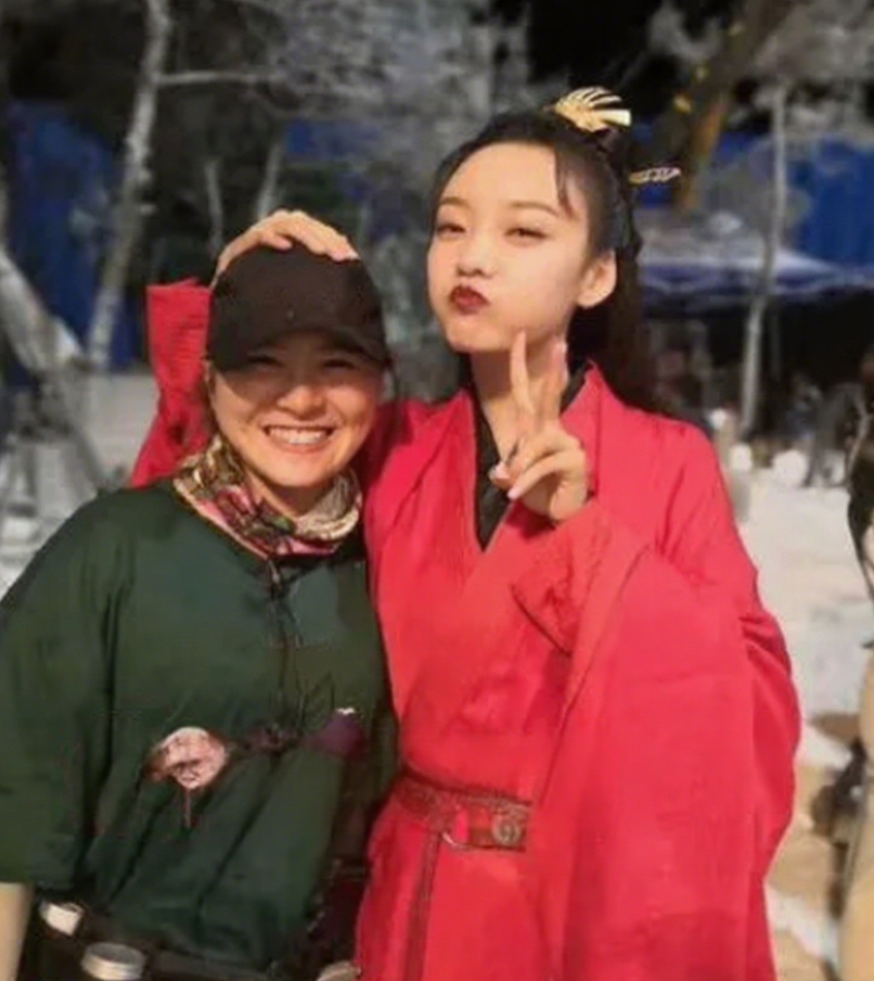 有网友到如果在河北省应该去哪个化妆学校