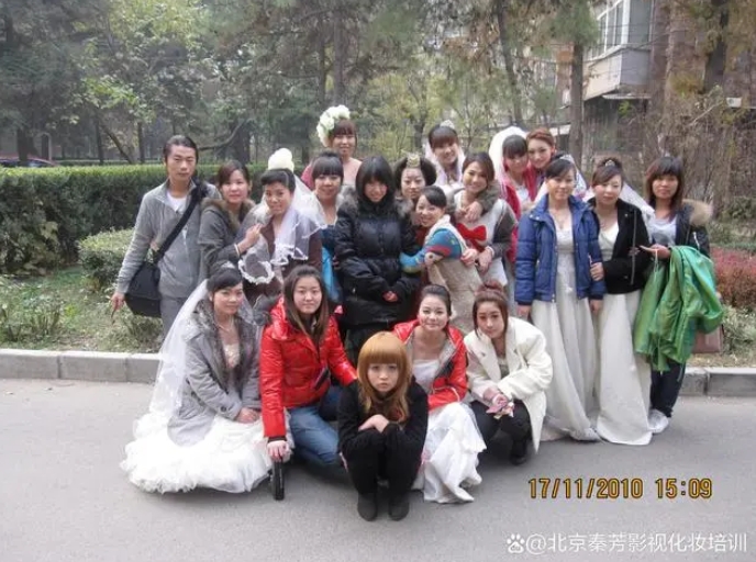 学影视化妆，那些最容易放弃的瞬间