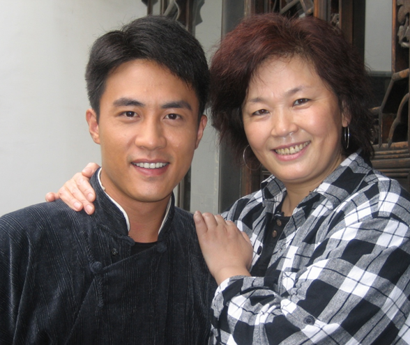 毕业想留校当老师?满足这些条件才有可能