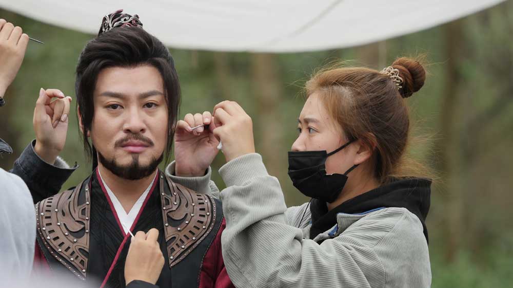 别再乱信了!影视化妆根本不需要这个证