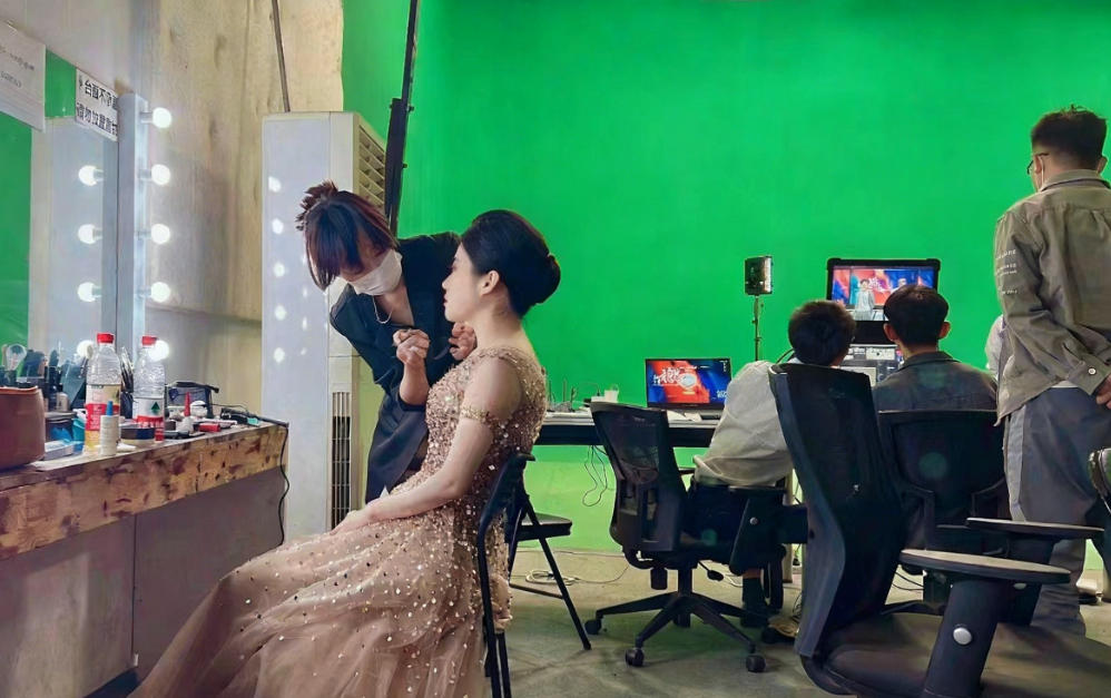 影视化妆师到底挣不挣钱？从业多年的真实解答