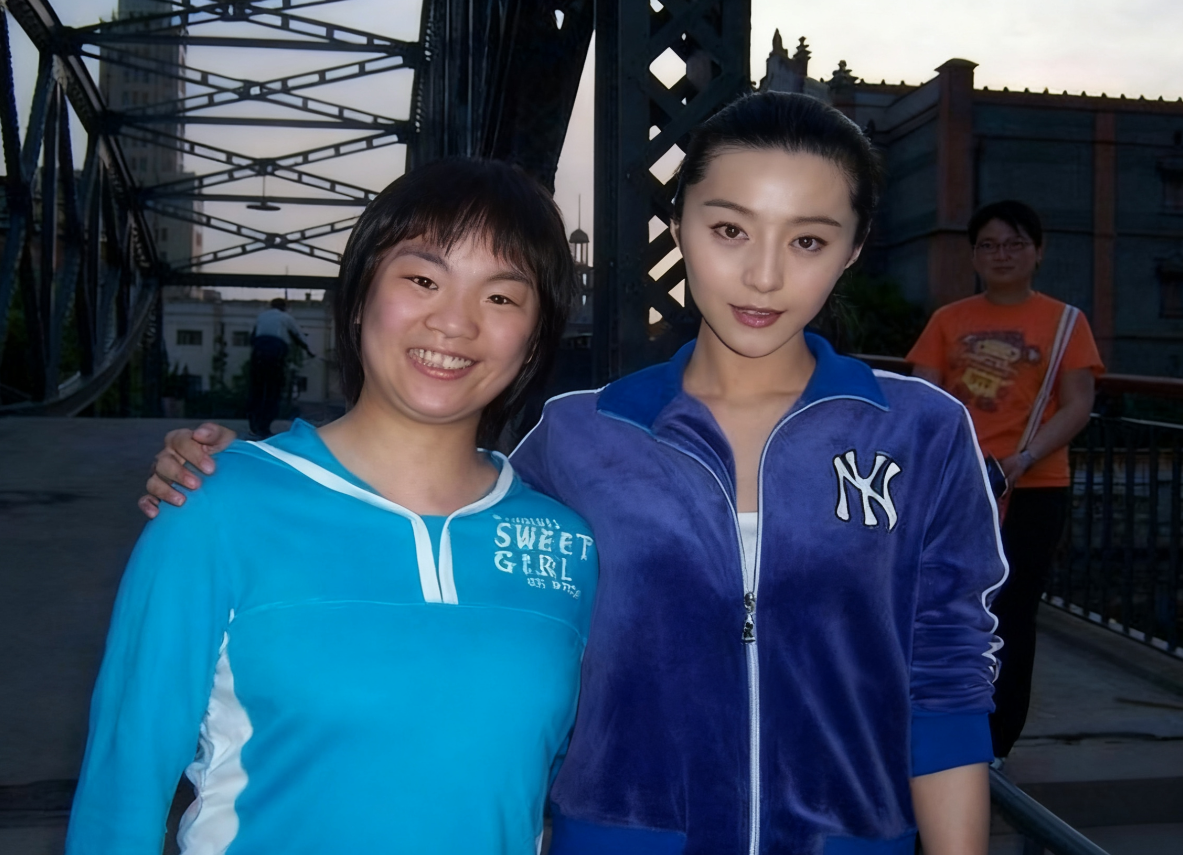 想进影视剧组当化妆师?别只做梦!这 3 条渠道,靠谱的只有一条