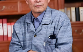 影视化妆泰斗 王希钟